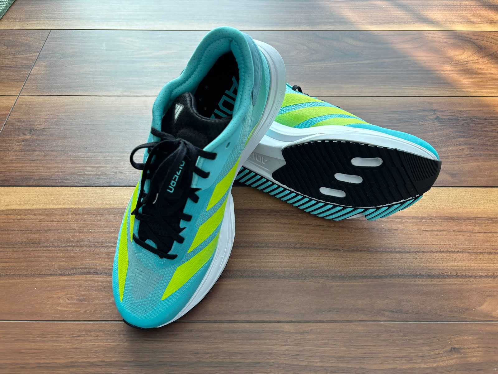 adidas「Adizero SL 2」