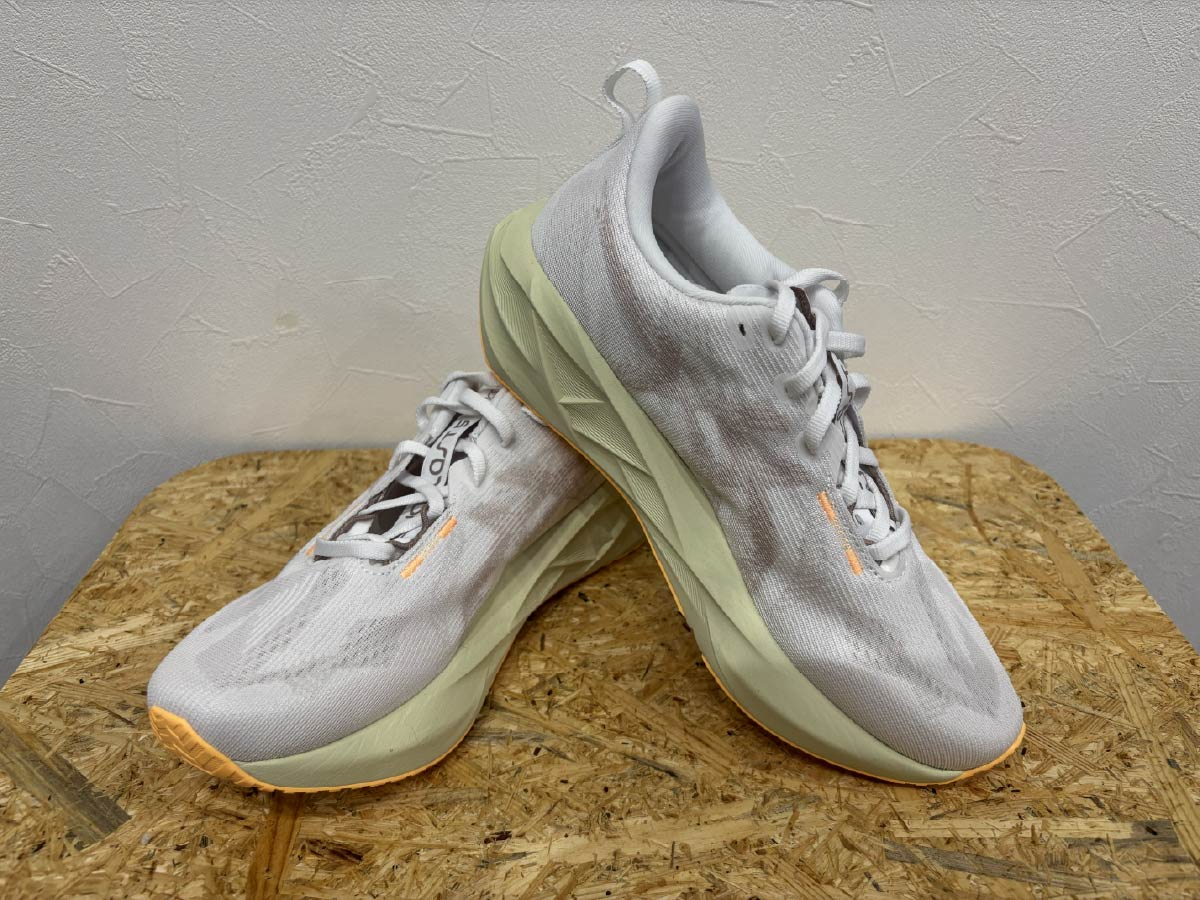 ASICS『NOVABLAST 5』